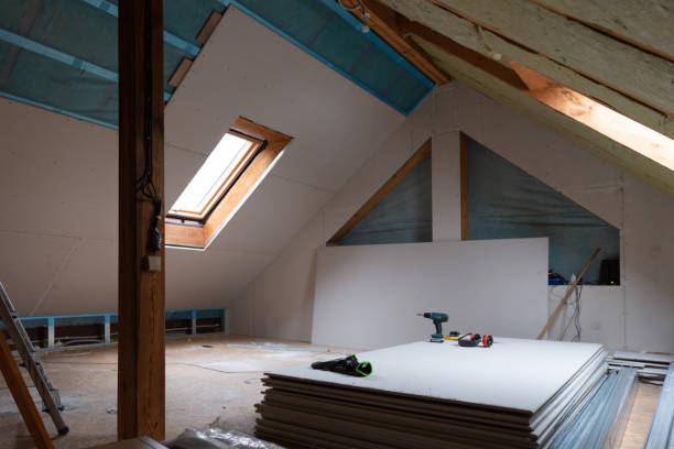 Best Insulation Replacement Services  in Flora, IN